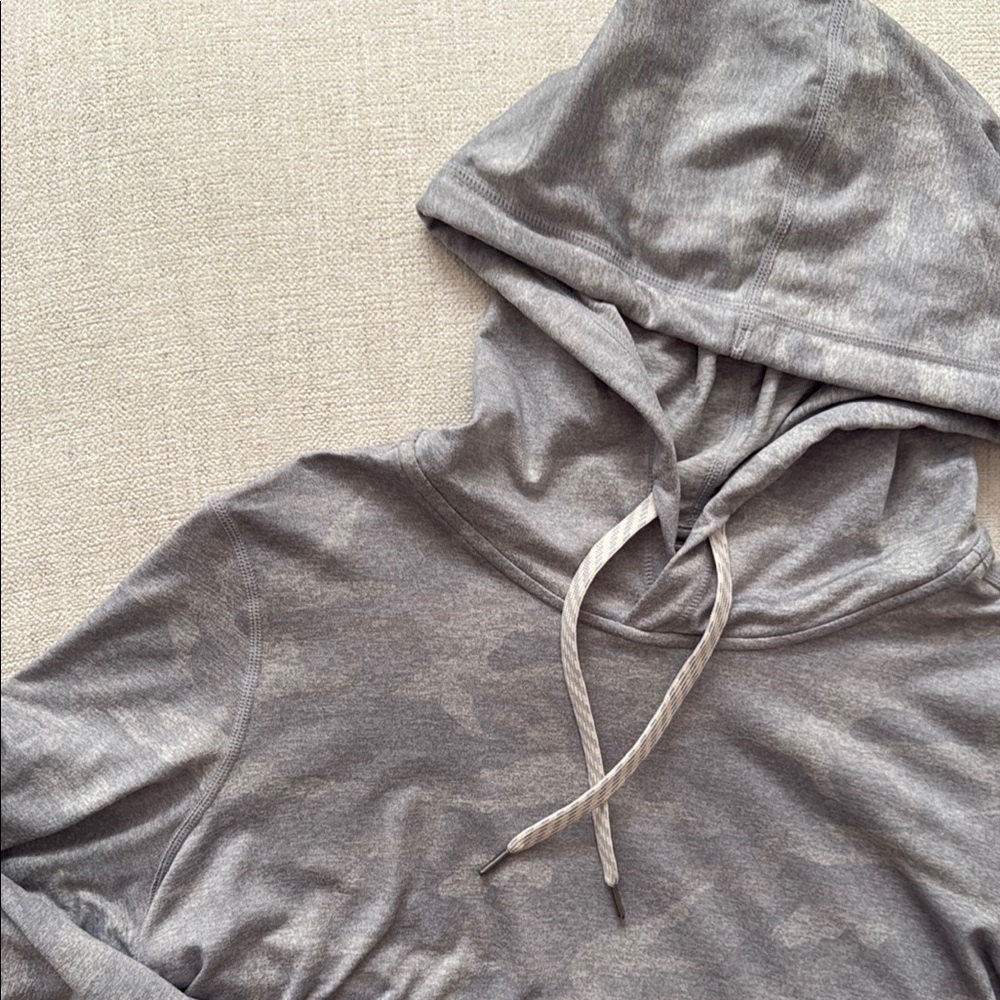 Vuori Halo Essential Hoodie Women's DreamKnit™ Hoodie